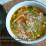 Суп из консервированной рыбы с крабовой «вермишелью»